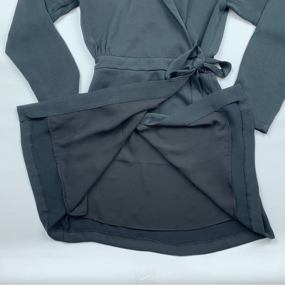 NWT !! Frank and Oak the long sleeves wrap dress in black size XS - Picture 3 of 10